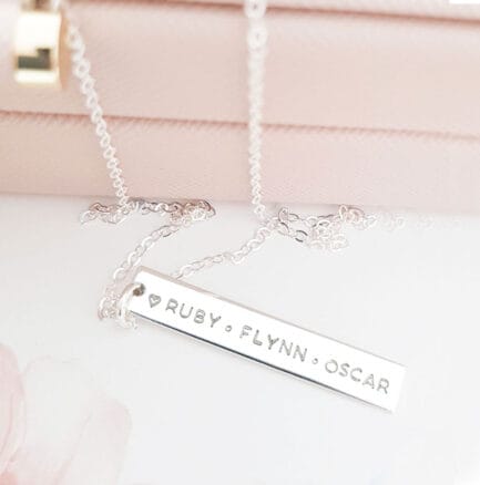 personalised necklace or mum