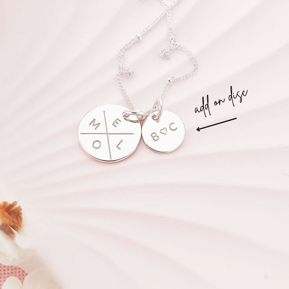 build a custom necklace